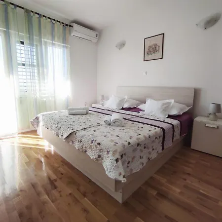 Apartments De La Marina Makarska Exterior photo