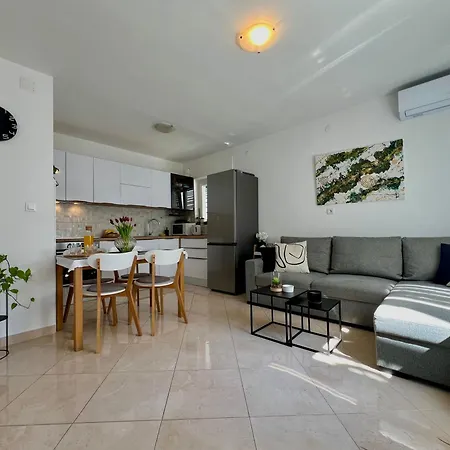 Apartments De La Marina Makarska Exterior photo