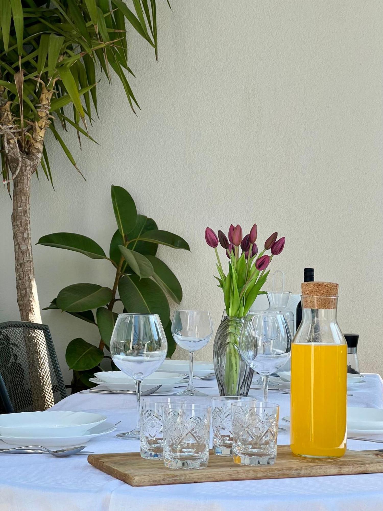 De La Marina Apartment